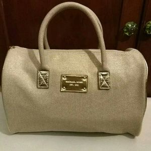 Michael kors tote purse
